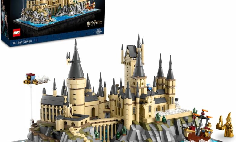 LEGO Harry Potter Hogwarts Şatosu ve Bahçesi 76419