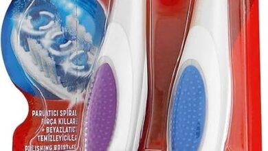 Colgate 360 Optik Beyaz Dil ve Yanak Temizleyicili Orta Beyazlatıcı Diş Fırçası 1+1