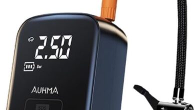 Hava Kompresörü, 150 PSI Dijital Göstergeli Oto Kompresör, Araba, Motosiklet, Bisiklet ve Top İçin, Taşınabilir Şarjlı Kullanım, Fener Işığı, 4000 Mah Batarya, 3 Farklı Başlık (PSI,KPA,BAR,KG/CM²)