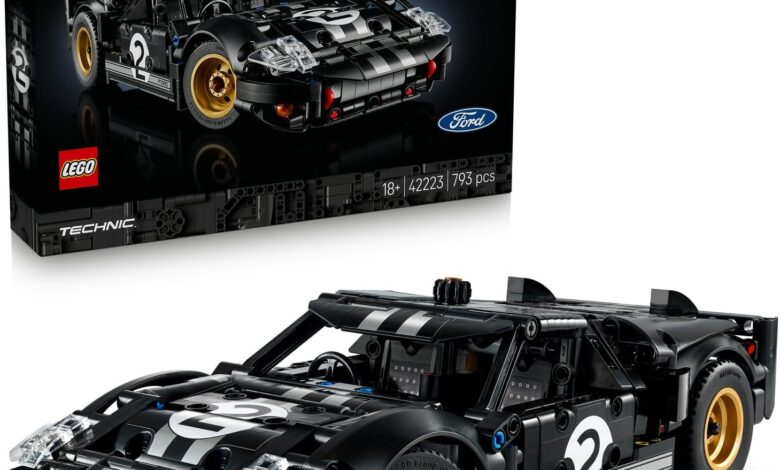 LEGO Technic 1966 Ford GT40 MKII Yarış Arabası 42223