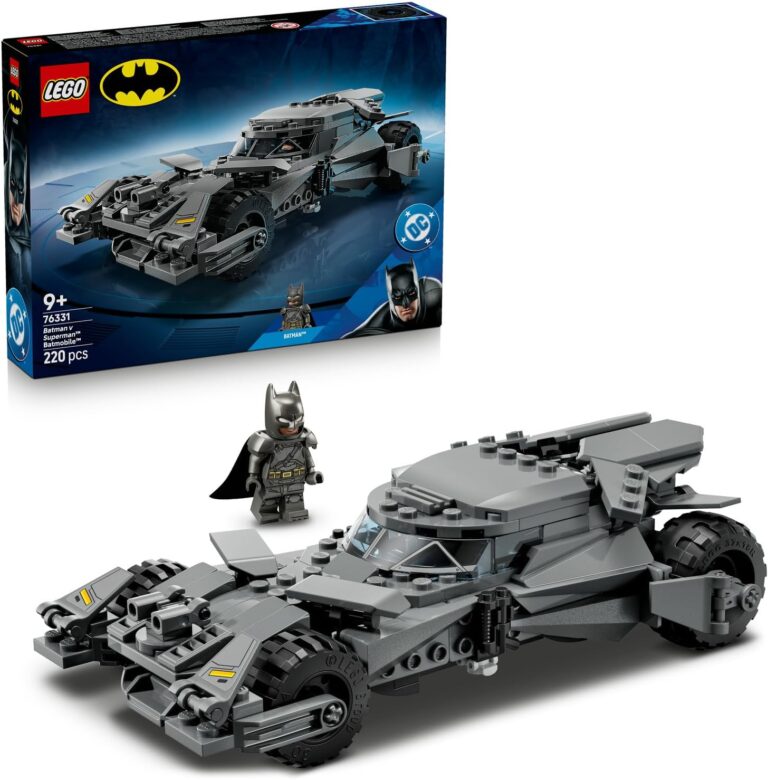 LEGO DC Batman Batman ve Superman Batmobile 76331